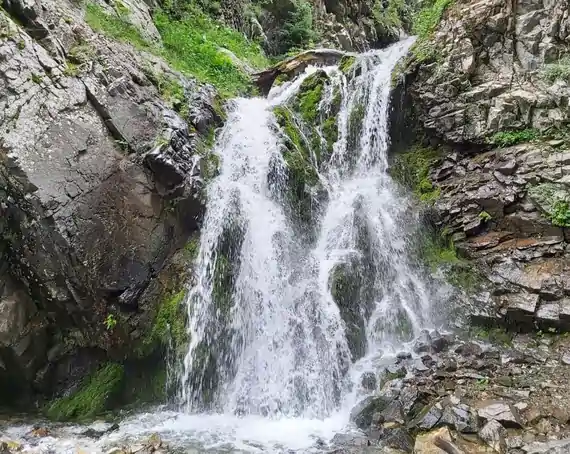 Водопад Аюсай Алматы