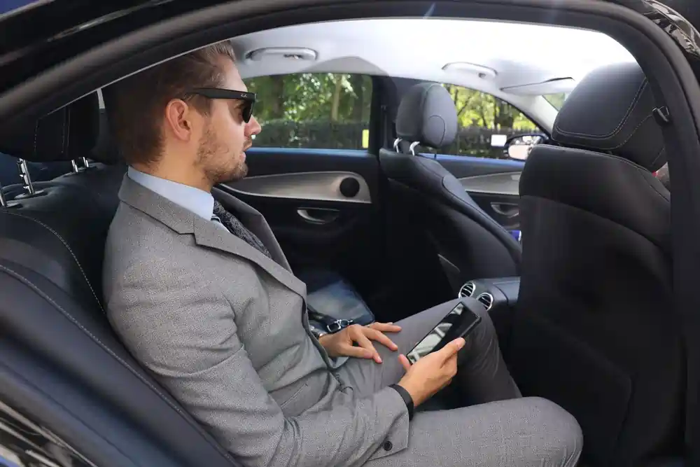 Limotak — глобальный сервис бронирования шофёров